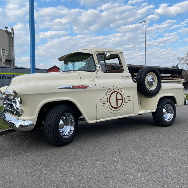 alter chevrolet mit geschnittenem logo alter chevrolet mit geschnittenem logo