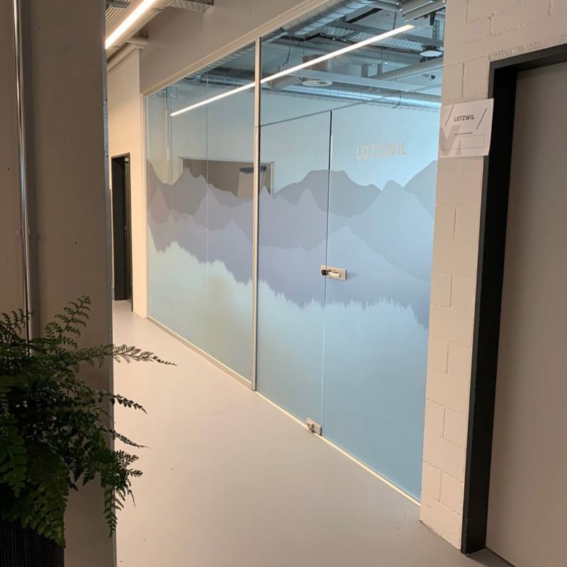 glasdecor bedruckt und bergsilhouette ausgeschnitten glasdecor bedruckt und bergsilhouette ausgeschnitten