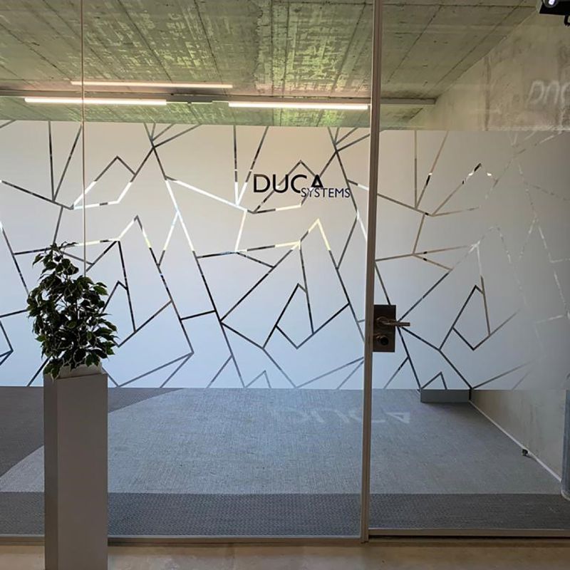 milchglasfolie mit grafischen elementen ausgeschnitten milchglasfolie mit grafischen elementen ausgeschnitten