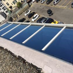 sonnenschutzfolie bei dachfenster fu r eine angenehmere raumtemparatur sonnenschutzfolie bei dachfenster fu r eine angenehmere raumtemparatur
